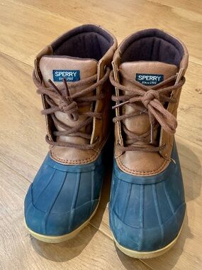 Sperry Kids Port Boot Navy Brown Duck Boots Waterproof Size 2M Big Kid Unisex